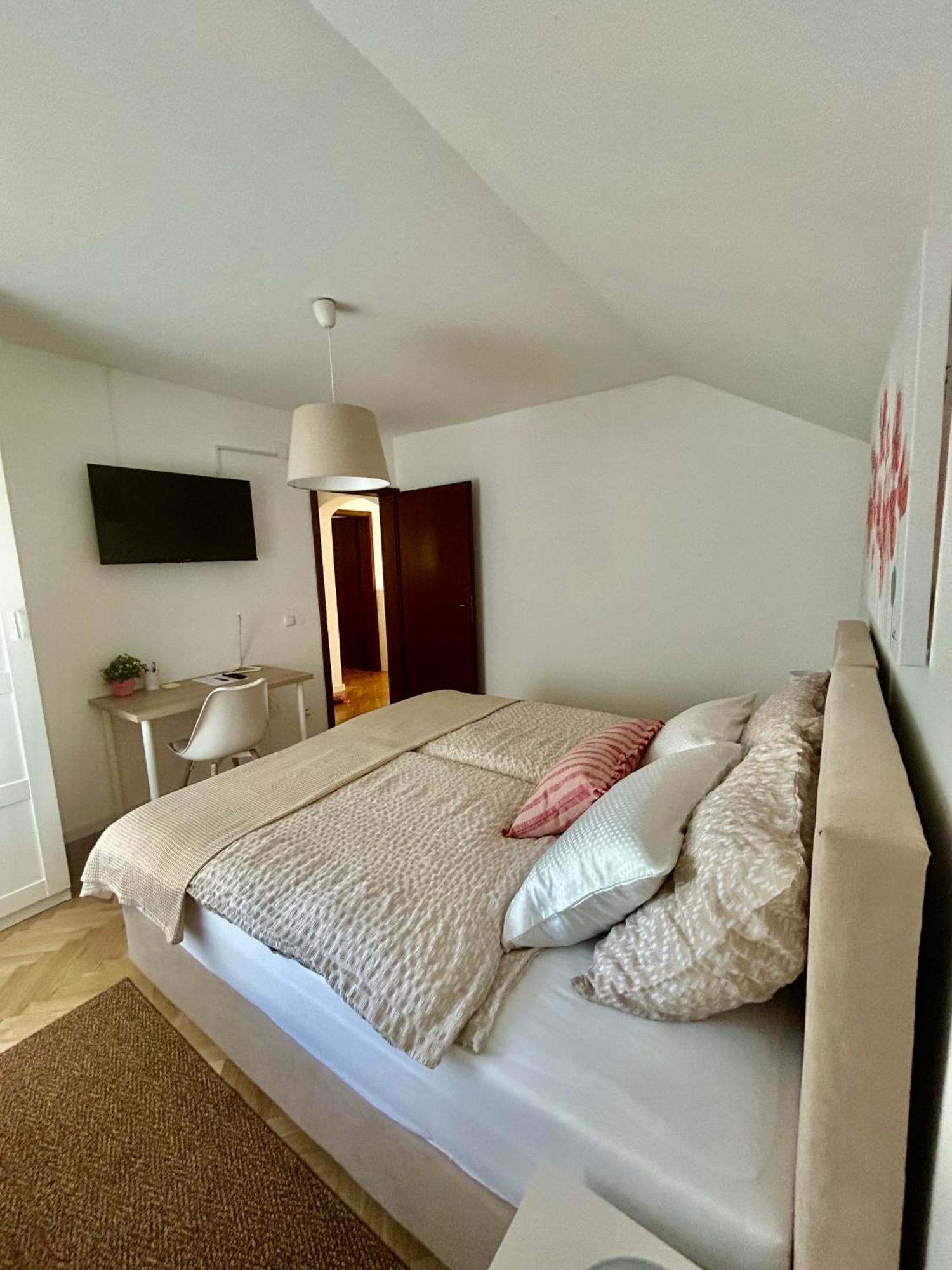 Apartman Tony Deluxe Near Zagreb Airport 大戈里察 外观 照片